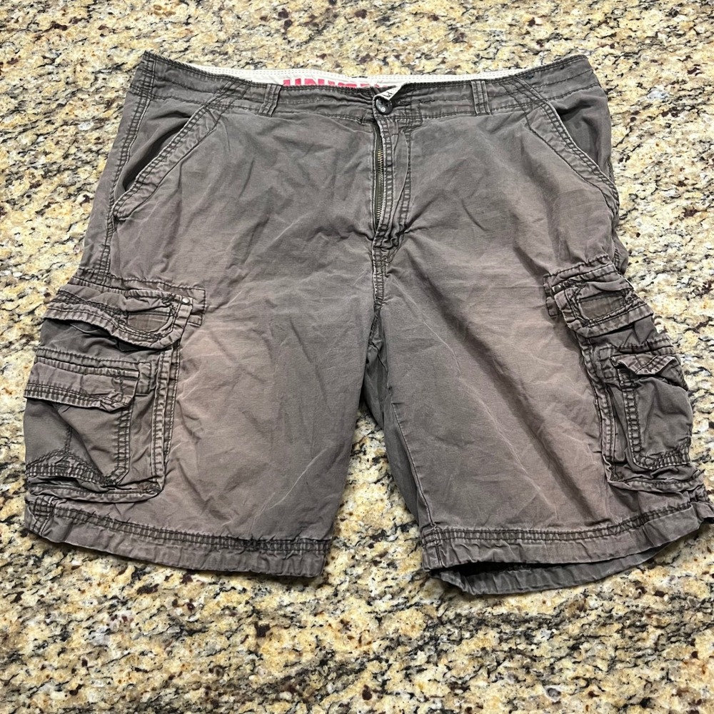 Unionbay Mens Cargo Shorts Size 42 Brown Twill Multi-Pocket Casual Relaxed